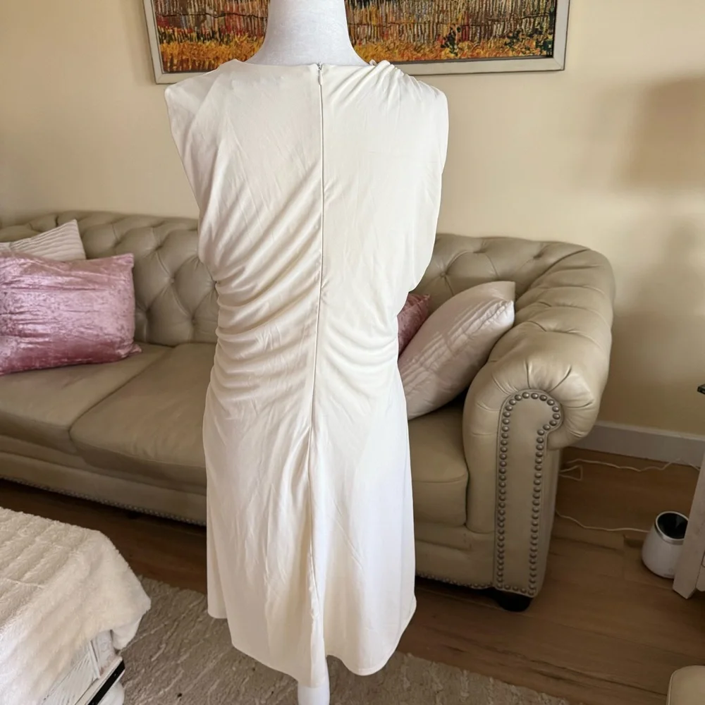 ZARA Cream Sleeveless Dress - Picture 4 of 10